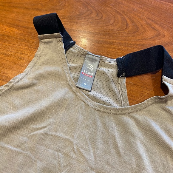 Tank Top - Picture 2 of 5